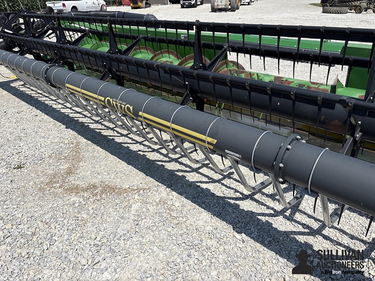 2011-john-deere-630f-image-15