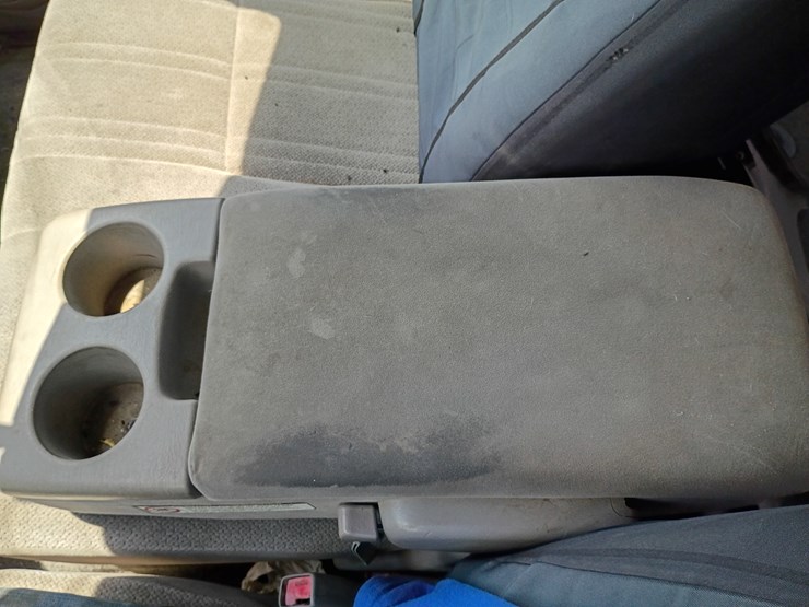 2002-toyota-tundra-image-37