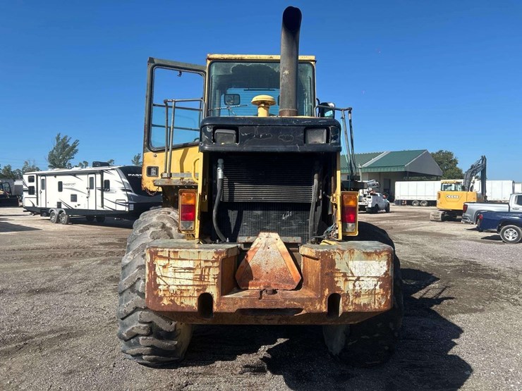 komatsu-wa250-image-17