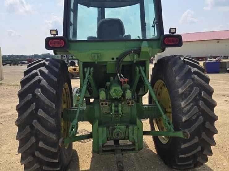 john-deere-4630-image-12