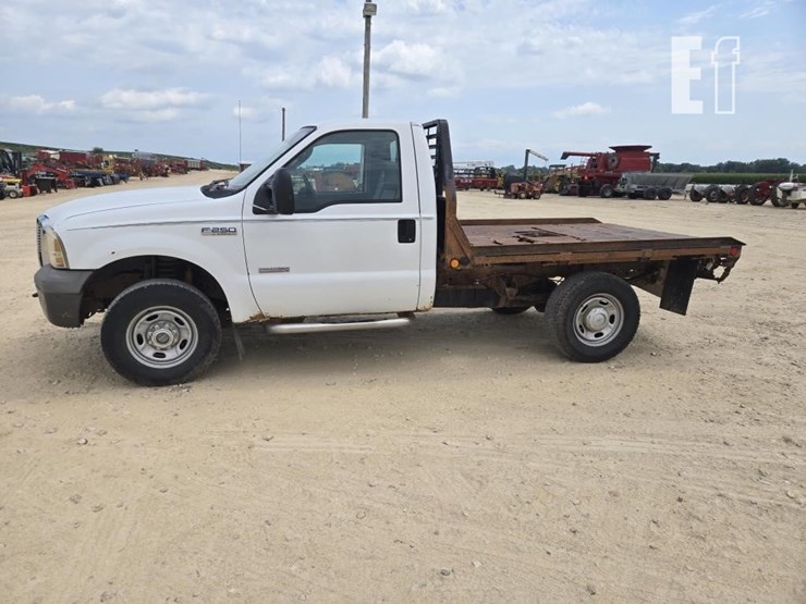 2005-ford-f250-sd-image-2