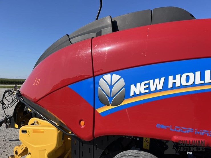 2019-new-holland-340-image-13