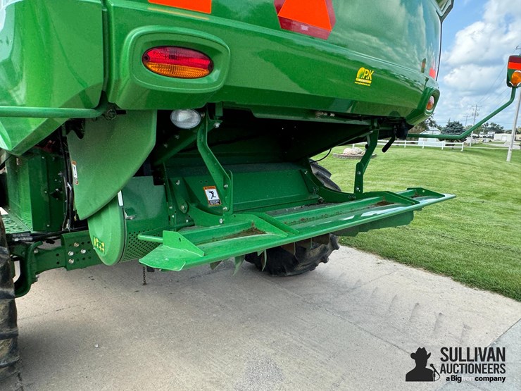 2014-john-deere-s690-image-14