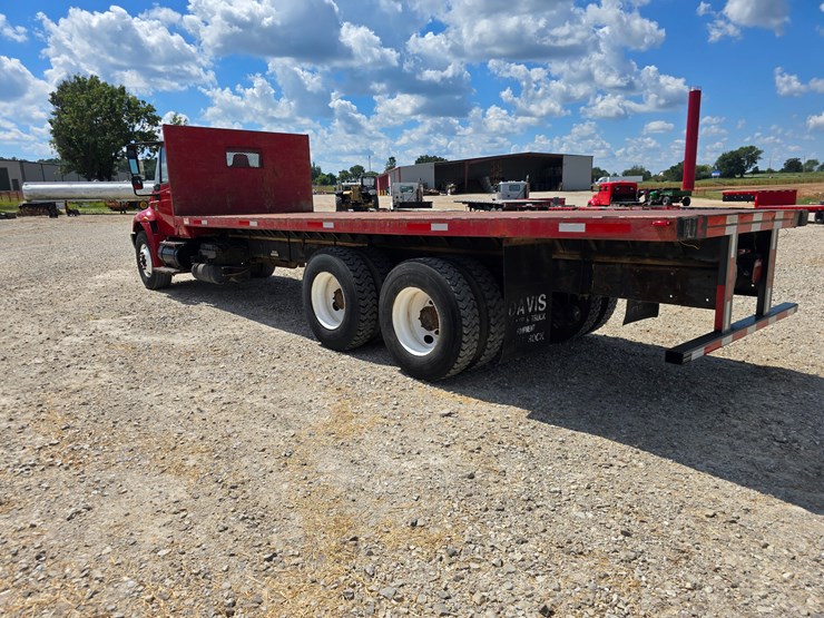 2003-international-durastar-4400-image-24
