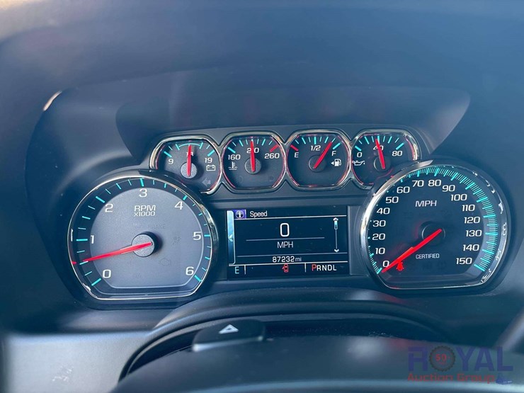 2019-chevrolet-tahoe-image-13