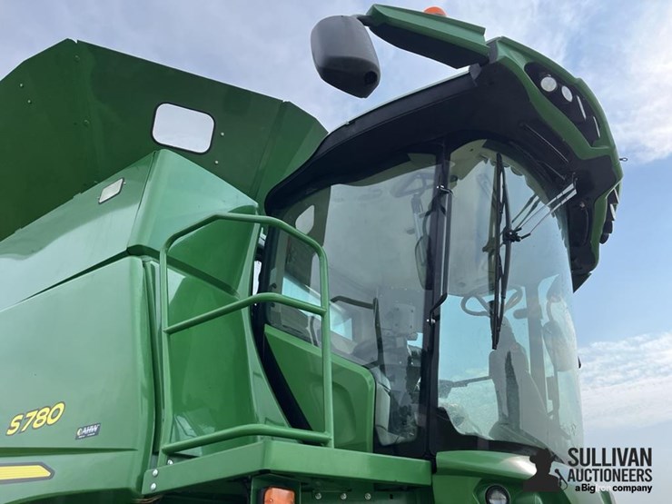 2018-john-deere-s780-image-18