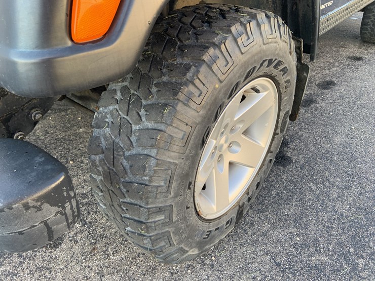 2005-jeep-rubicon-image-10