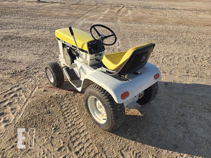 john-deere-110-image-4
