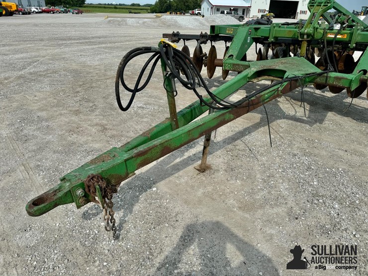 john-deere-510-image-9