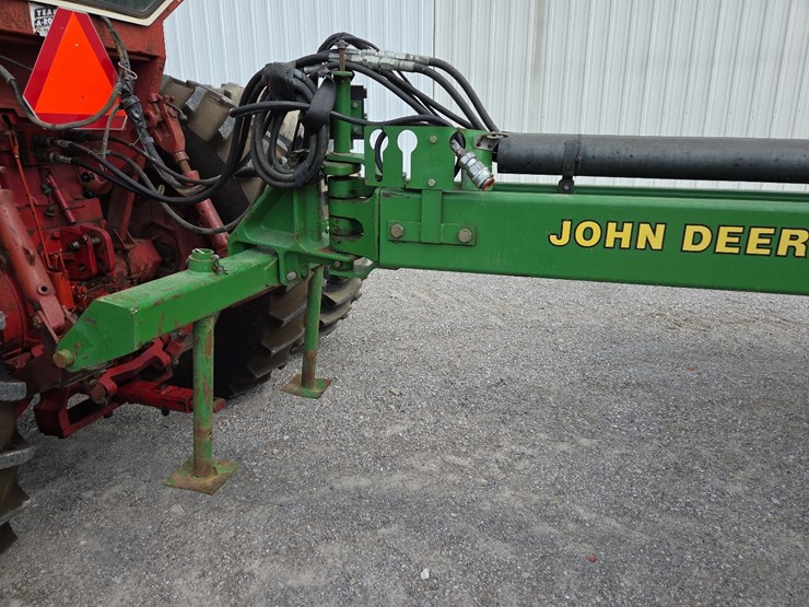 john-deere-7200-image-2