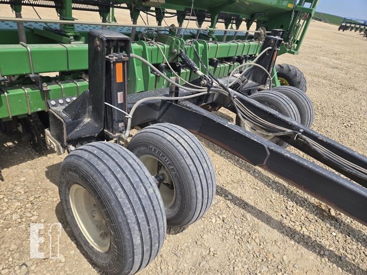 2001-john-deere-1530-image-4