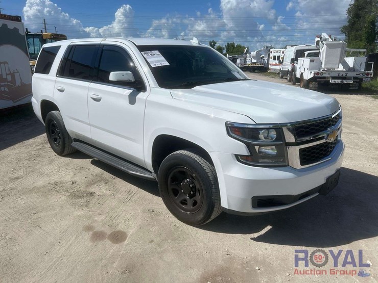 2018-chevrolet-tahoe-image-2
