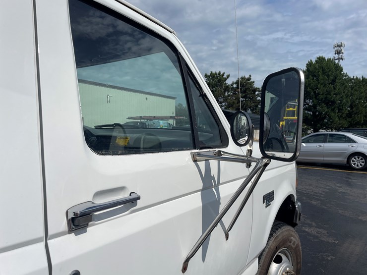1994-ford-f350-xl-image-14