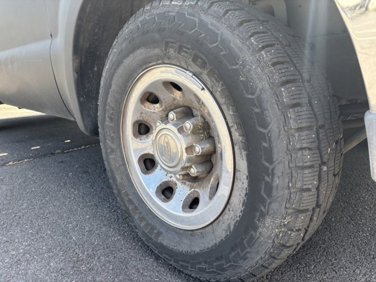 2001-ford-f350-xl-image-12