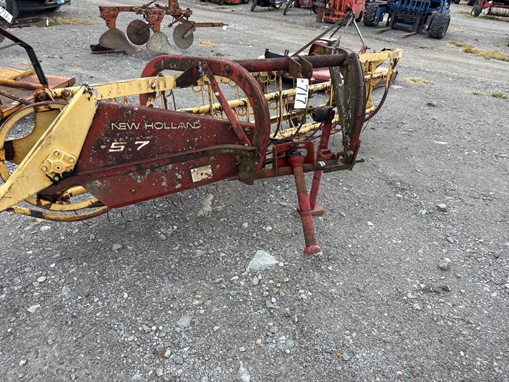 new-holland-57-image-1
