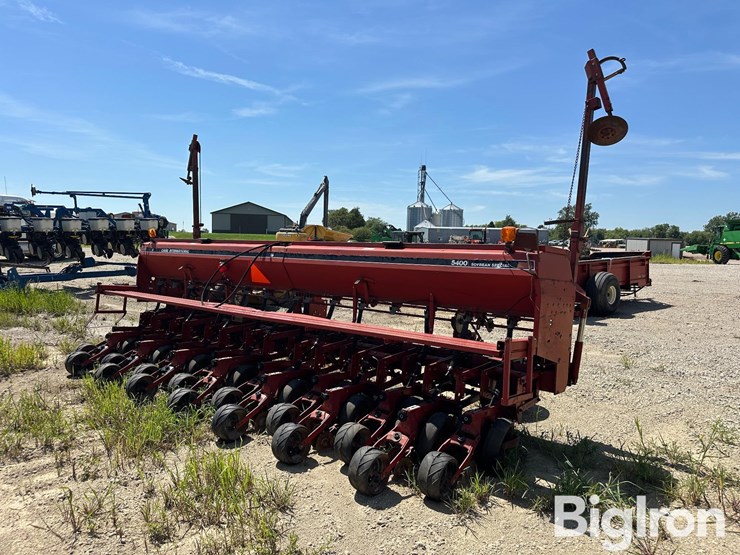 case-ih-5400-image-5