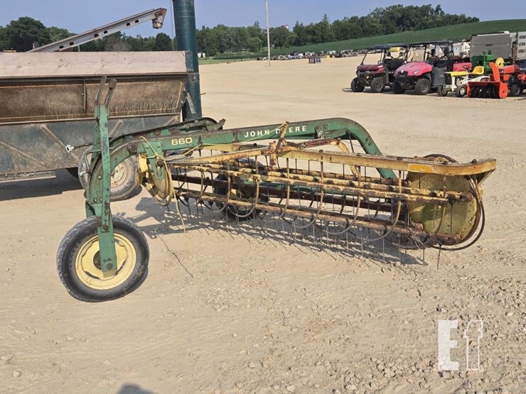 john-deere-660-image-3
