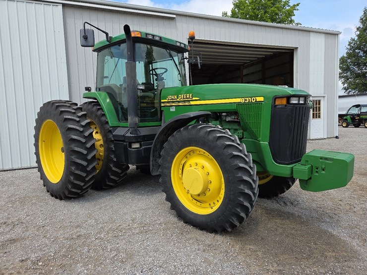 john-deere-8310-image-38