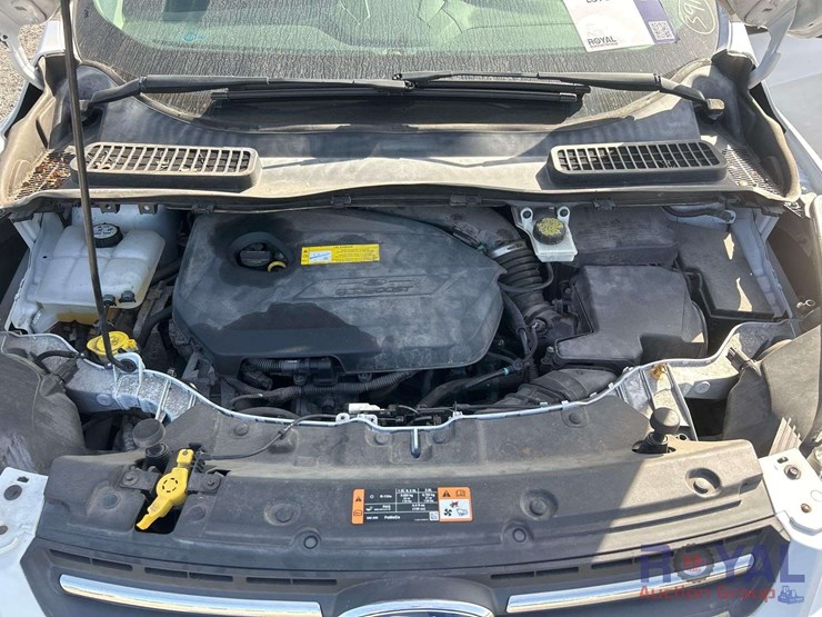 2015-ford-escape-image-7
