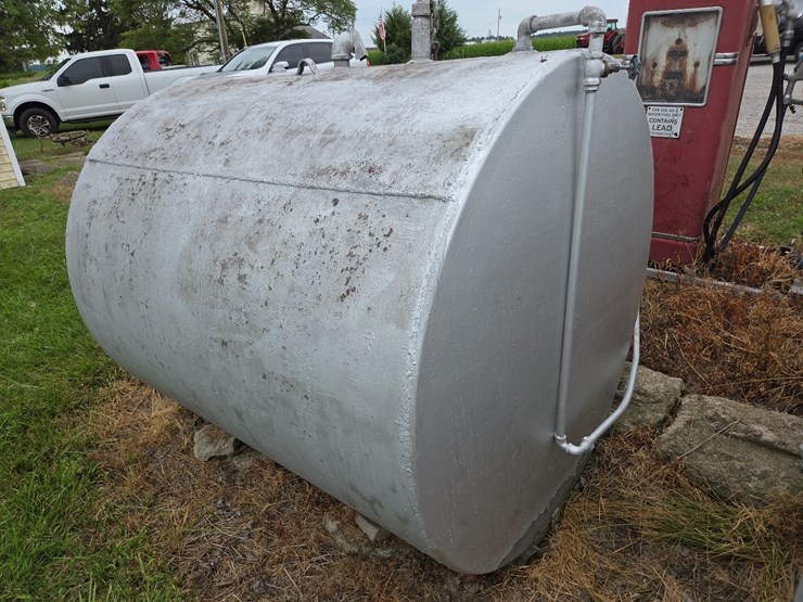 1000-gallon-fuel-tank-image-1