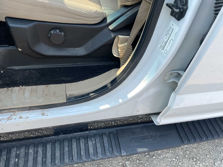 2019-ford-f350-xlt-image-9