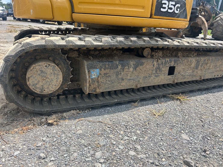 2021-deere-35g-image-13