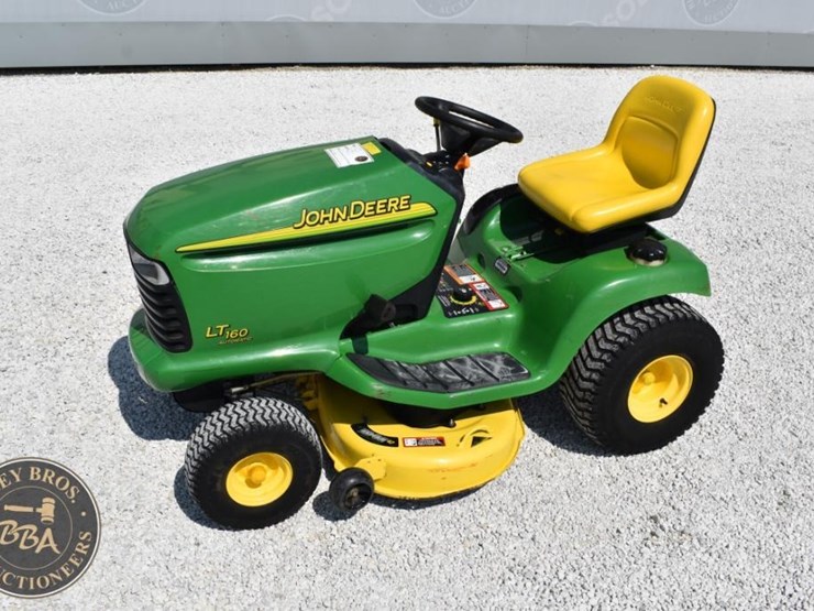 2003-john-deere-lt160-image-2