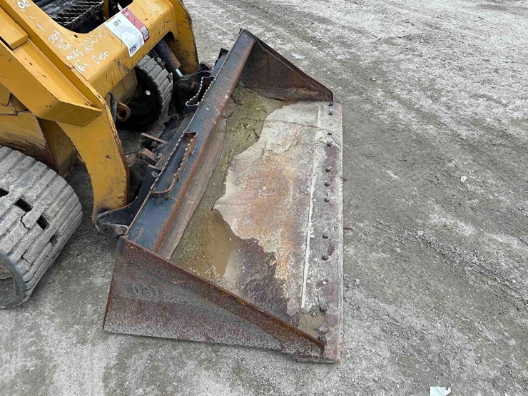 2023-caterpillar-259d3-image-21