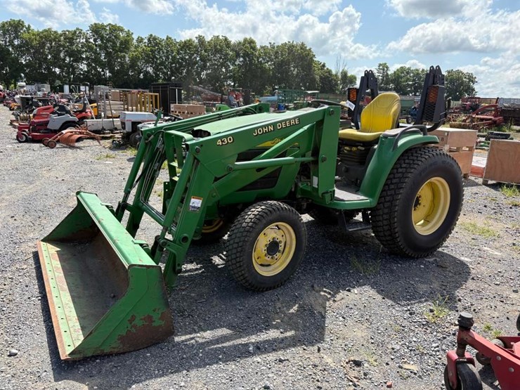 john-deere-4410-image-2