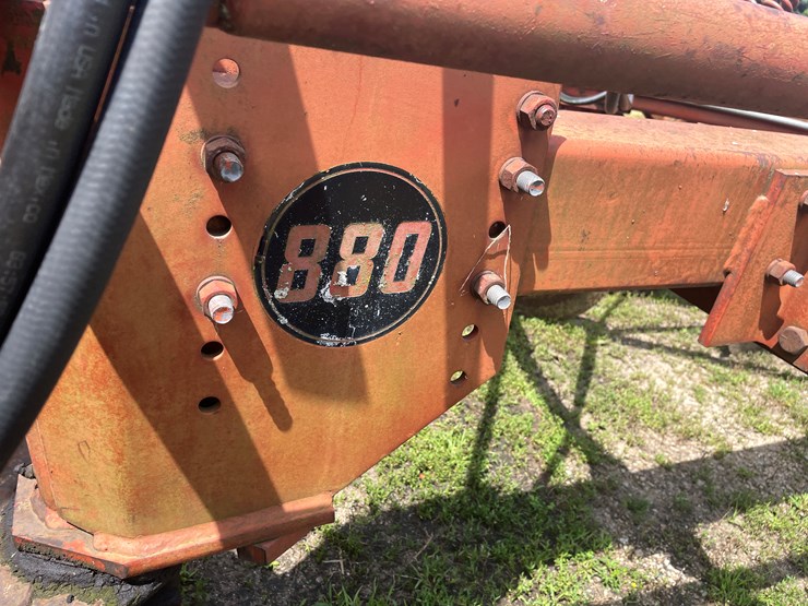 massey-ferguson-880-image-18