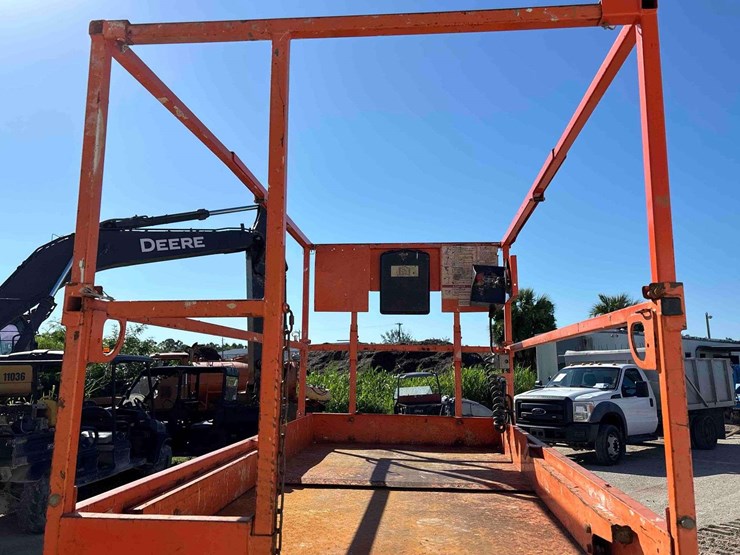2016-jlg-3248rs-image-9