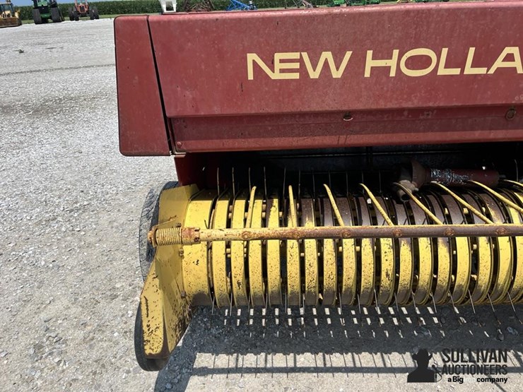 new-holland-315-image-16