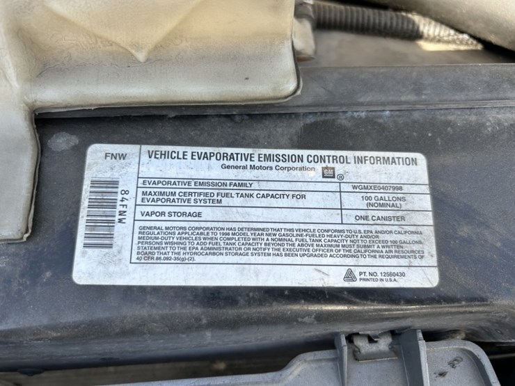 1998-gmc-3500-image-40