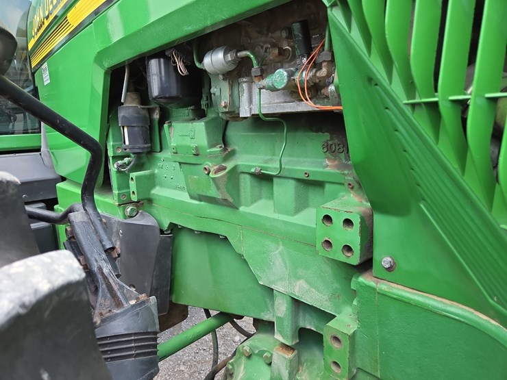 john-deere-8310-image-36