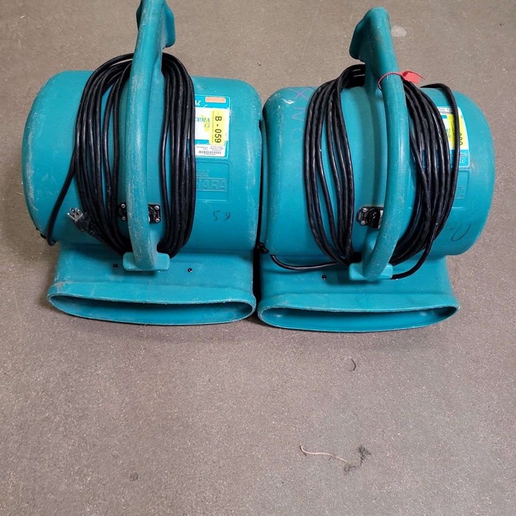 2) Dri-Eaz Sahara Turbo Dryers Model: F351-SM