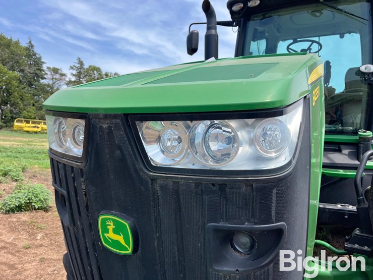 2011-john-deere-8235r-image-9