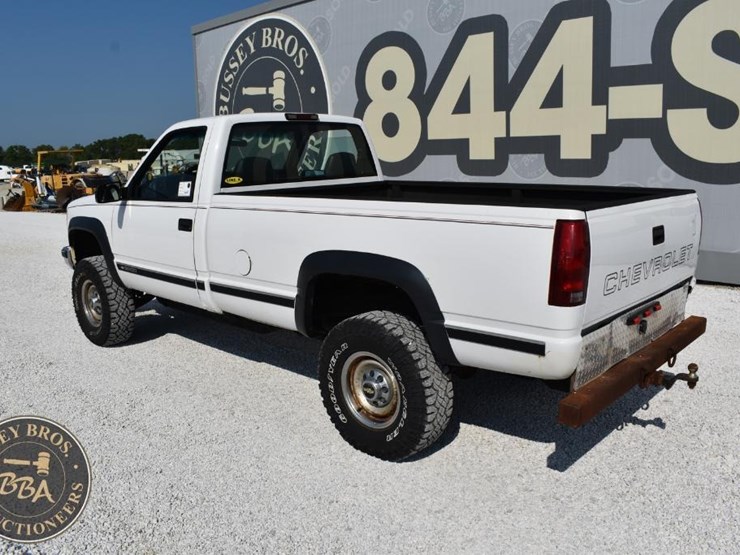 1999-chevrolet-3500-image-10