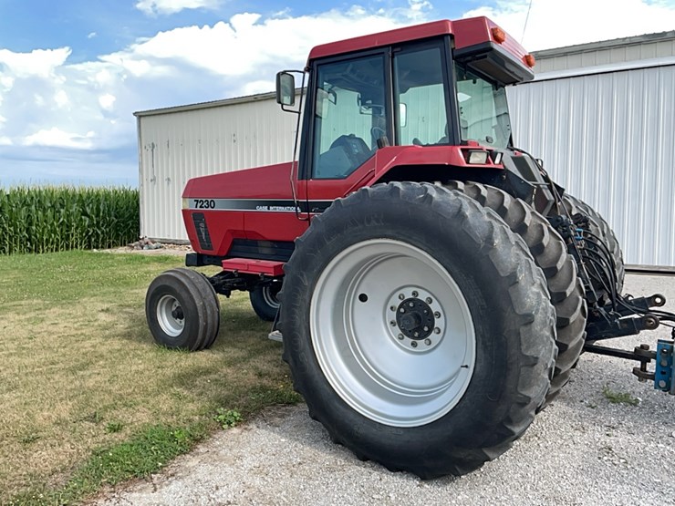1994-cih-7230-magnum-tractor-image-19