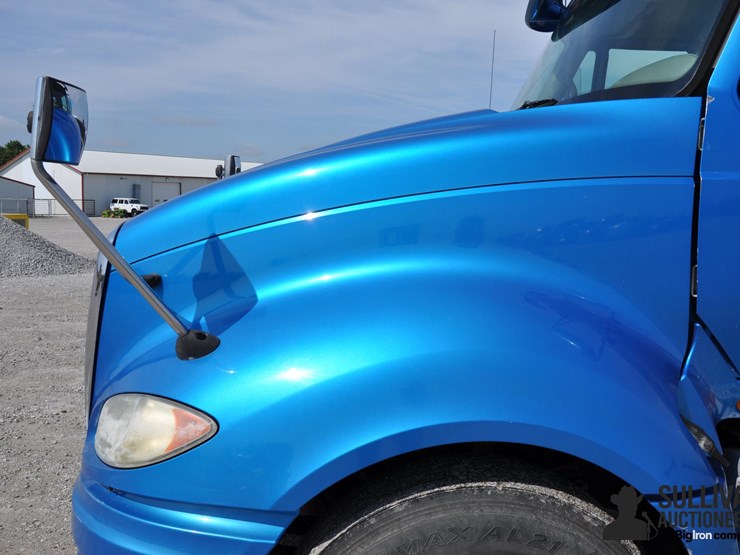 2011-international-prostar-image-13