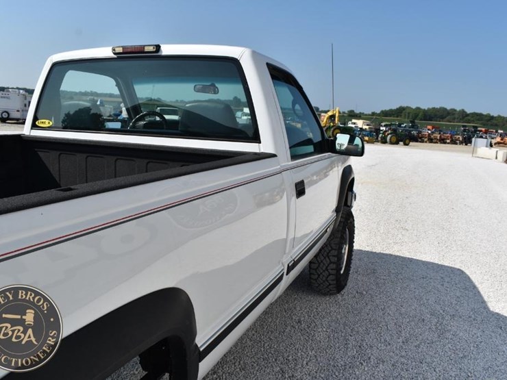 1999-chevrolet-3500-image-34