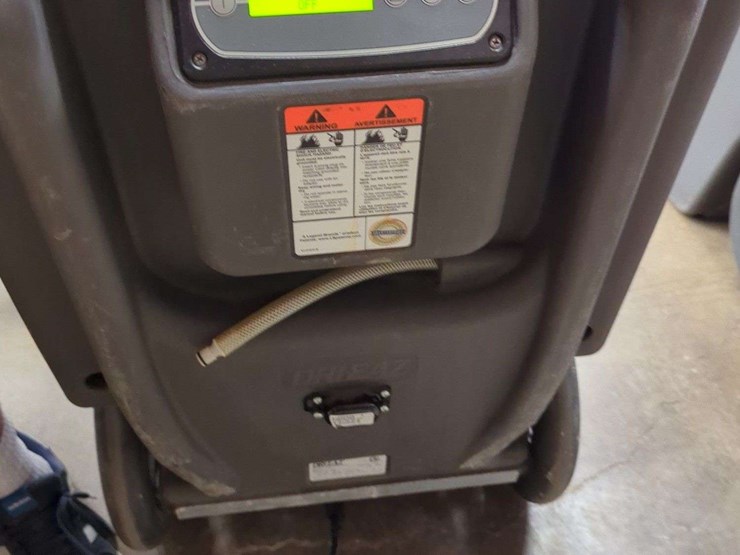 dri-eaz-lgr-7000xli-dehumidifier-(f412)---3069.2-hr-image-3