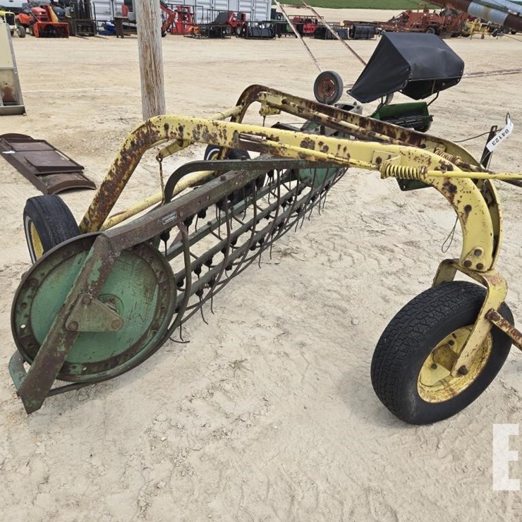 JOHN DEERE E0640