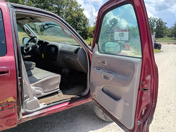 2002-toyota-tundra-image-27