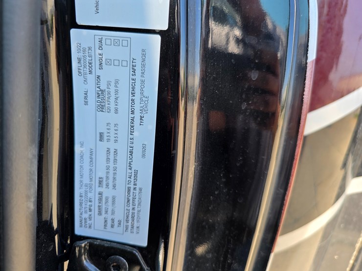 2022-ford-f600-image-97