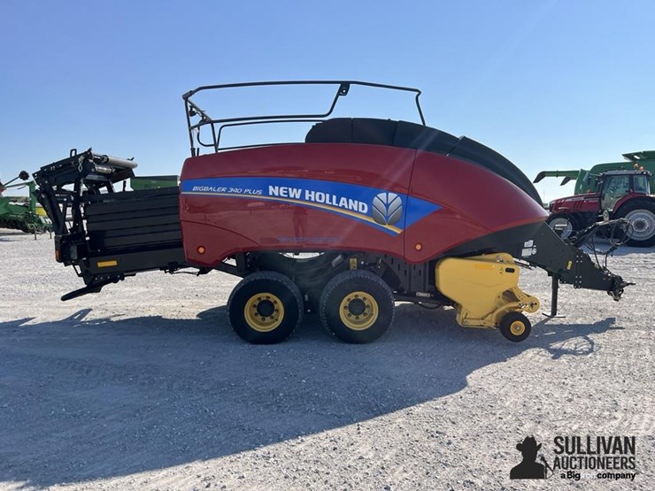 2019-new-holland-340-image-4