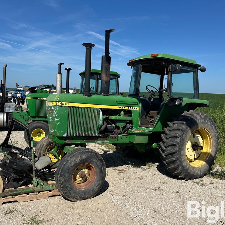 1973 JOHN DEERE 4430