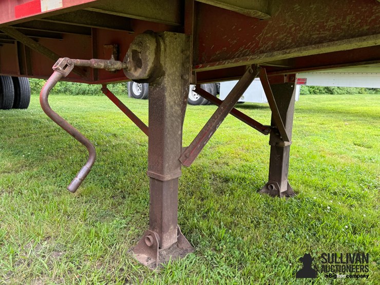 1966-fruehauf-trailer-image-9