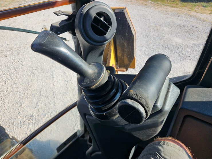 2012-deere-310sk-image-58