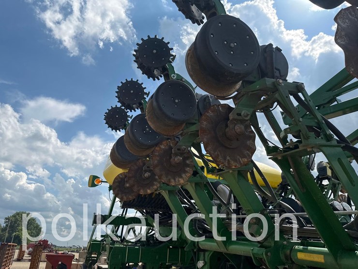 john-deere-1790-image-10