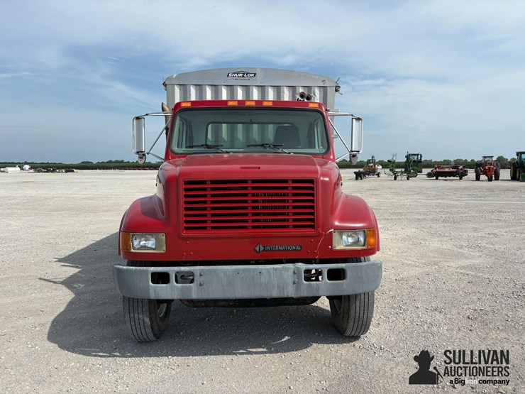 1999-international-4900-image-2